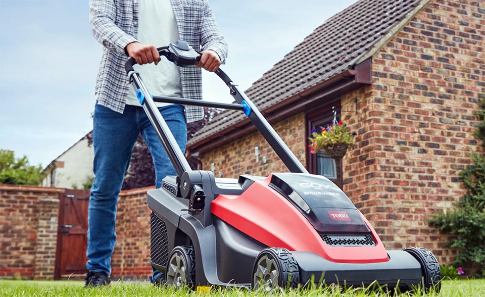 Maquinaria Jardinería Toro